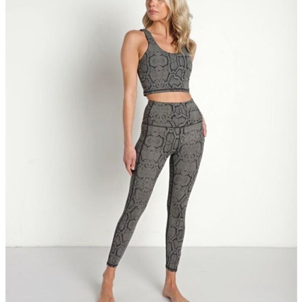 Varley Let's Go Pockets 25 Grey Snakeskin, Sz XS NWT